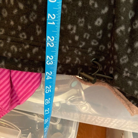 Bebe Sport Pullover Jacket Womens Sz M Black Gray Leopard Fleece 1/4 Zip LOGO - Picture 7 of 8